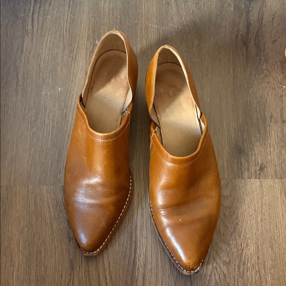 Madewell Brady Lowcut Bootie in English Saddle